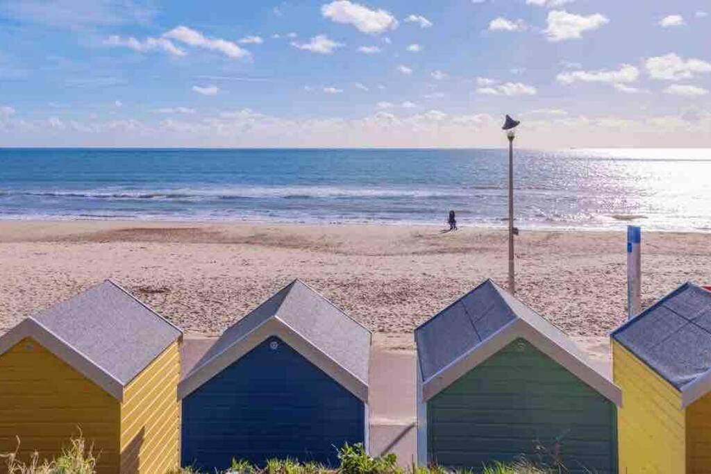 Spacious 4 Bed Rooms, Parking, Garden And Near Parks, Beaches And University Bournemouth Esterno foto