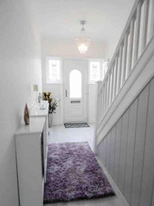 Spacious 4 Bed Rooms, Parking, Garden And Near Parks, Beaches And University Bournemouth Esterno foto