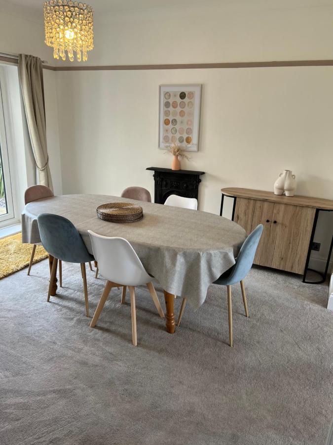 Spacious 4 Bed Rooms, Parking, Garden And Near Parks, Beaches And University Bournemouth Esterno foto